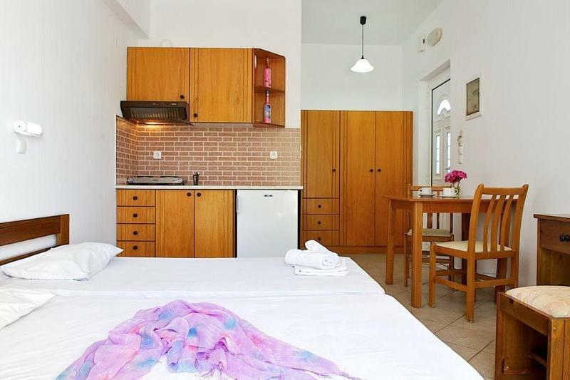 Kasapakis Hotel & Apartments 헐소니소스 외부 사진